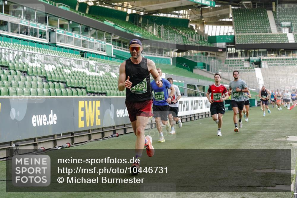 13.09.2026 - 21. swb-Marathon Bremen Michael Burmester http://msf.ph/oto/10446731 13.09.2026 12:46:42 Laufen im Stadion 195, 474, 508, 538, 567, 604, 621, 697, 788, 868, 1017, 1034, 1181, 1241, 1277, 1554, 1863, 2021, 2084, 2087, 2297, 2538, 2646, 2809, 2889, 3118, 3196, 3284, 3297, 3424, 3520, 4025, 4110, 4157, 4236, 4239, 4729, 4777, 4808, 4992, 5024, 5238, 5283, 5674, 5719, 5725, 5976, 6053, 6686, 6815, 6918, 7102, 7336, 7478, 7814, 7871, 8054, 8060, 8096, 8319, 8325, 8331, 8334, 8670, 8701, 8756, 8936, 8983, 9061, 9070, 9273, 9306, 9495, 9544, 9642, 9689, 9813, 9918, 13034, 439 meine-sportfotos.de