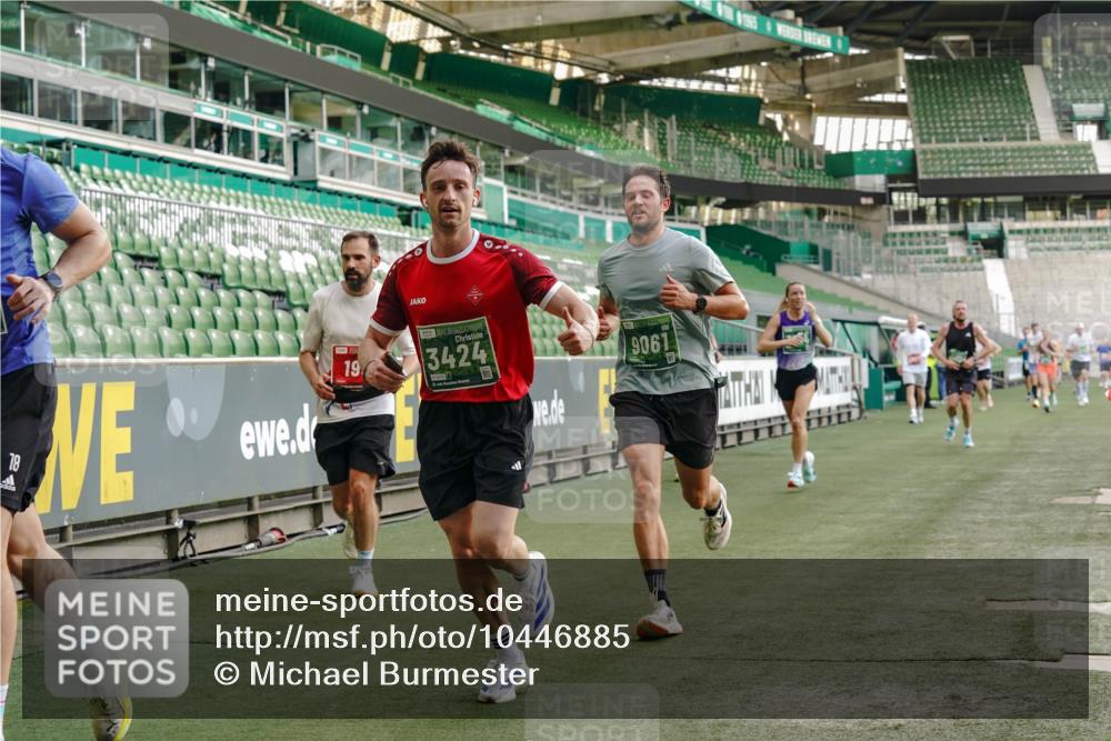 13.09.2026 - 21. swb-Marathon Bremen Michael Burmester http://msf.ph/oto/10446885 13.09.2026 12:46:45 Laufen im Stadion 195, 474, 538, 567, 604, 621, 697, 788, 868, 1017, 1034, 1181, 1241, 1277, 1554, 1863, 2021, 2084, 2087, 2266, 2297, 2538, 2646, 2809, 2889, 3118, 3196, 3284, 3297, 3424, 3520, 4025, 4110, 4157, 4236, 4239, 4729, 4777, 4808, 4992, 5024, 5238, 5283, 5674, 5719, 5725, 5976, 6053, 6686, 6784, 6815, 6918, 7102, 7336, 7478, 7814, 7871, 8054, 8060, 8096, 8319, 8325, 8331, 8334, 8670, 8701, 8756, 8936, 8983, 9061, 9070, 9273, 9306, 9495, 9544, 9642, 9689, 9813, 9918, 13034, 439 meine-sportfotos.de