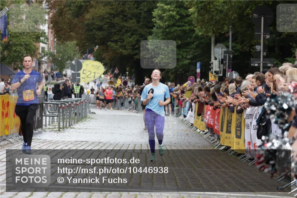 13.09.2026 - Kiel Lauf Yannick Fuchs http://msf.ph/oto/10446938 13.09.2026 12:18:07 Ziel 1043, 3774, 4114, 7946, 8927, 639, 3366, 6359, 6932, 7186, 9247, 9345, 12084, 12351, 12449, 12521, 447, 949, 3967, 6333, 1166, 4325, 12084 meine-sportfotos.de