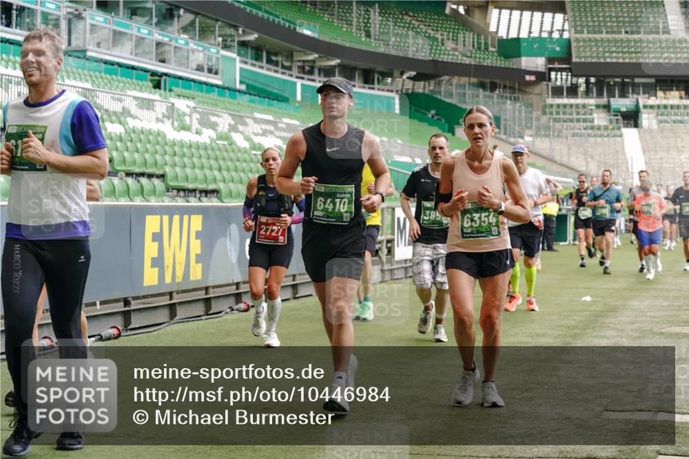 13.09.2026 - 21. swb-Marathon Bremen Michael Burmester http://msf.ph/oto/10446984 13.09.2026 13:08:24 Laufen im Stadion 132, 156, 489, 549, 551, 607, 625, 682, 716, 800, 808, 809, 834, 846, 884, 911, 922, 1025, 1124, 1150, 1173, 1189, 1210, 1285, 1289, 1322, 1364, 1387, 1395, 1398, 1532, 1559, 1600, 1688, 1831, 1841, 1854, 1871, 1880, 1899, 1926, 1938, 2003, 2041, 2070, 2215, 2219, 2229, 2243, 2283, 2318, 2366, 2380, 2405, 2413, 2429, 2441, 2467, 2492, 2565, 2611, 2635, 2692, 2699, 2721, 2727, 2731, 2755, 2782, 2802, 2818, 2823, 2831, 2841, 2866, 2897, 2911, 2930, 2941, 2949, 2960, 3327 meine-sportfotos.de