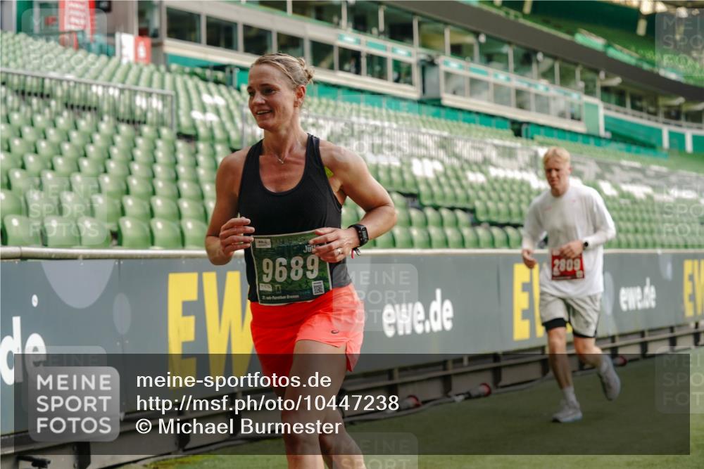 13.09.2026 - 21. swb-Marathon Bremen Michael Burmester http://msf.ph/oto/10447238 13.09.2026 12:46:56 Laufen im Stadion 195, 538, 567, 604, 621, 697, 868, 1017, 1034, 1181, 1241, 1277, 1554, 1863, 2021, 2084, 2087, 2266, 2297, 2538, 2646, 2809, 2889, 3118, 3196, 3284, 3297, 3424, 3520, 3794, 4025, 4110, 4157, 4236, 4239, 4614, 4729, 4777, 4808, 4992, 5024, 5238, 5283, 5674, 5719, 5725, 5803, 5976, 6053, 6686, 6708, 6784, 6815, 7102, 7336, 7538, 7814, 7871, 8060, 8319, 8325, 8331, 8334, 8621, 8670, 8701, 8756, 8936, 8980, 8983, 9061, 9273, 9495, 9544, 9689, 9813, 9918, 13034, 439 meine-sportfotos.de
