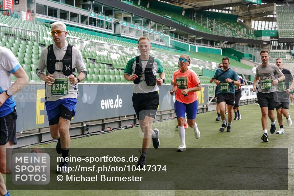 13.09.2026 - 21. swb-Marathon Bremen Michael Burmester http://msf.ph/oto/10447374 13.09.2026 13:08:30 Laufen im Stadion 132, 156, 489, 549, 551, 563, 607, 625, 682, 800, 808, 809, 813, 834, 846, 884, 911, 1025, 1072, 1124, 1150, 1173, 1189, 1210, 1285, 1289, 1322, 1364, 1387, 1395, 1398, 1532, 1559, 1600, 1688, 1831, 1841, 1854, 1880, 1899, 1926, 1938, 2003, 2041, 2070, 2208, 2215, 2219, 2229, 2243, 2283, 2318, 2366, 2380, 2405, 2413, 2429, 2441, 2467, 2492, 2565, 2611, 2635, 2692, 2727, 2731, 2755, 2782, 2802, 2823, 2831, 2841, 2866, 2897, 2911, 2930, 2941, 2949, 2960, 3327, 3437 meine-sportfotos.de