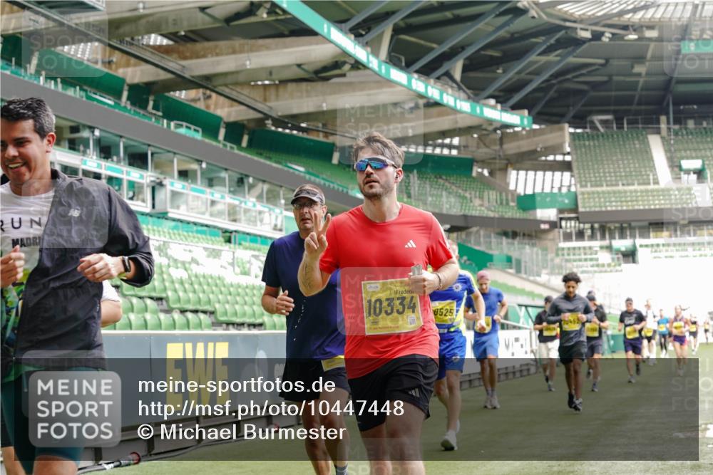 13.09.2026 - 21. swb-Marathon Bremen Michael Burmester http://msf.ph/oto/10447448 13.09.2026 10:29:55 Laufen im Stadion 10162, 10170, 10174, 10183, 10193, 10200, 10218, 10233, 10253, 10267, 10281, 10304, 10316, 10334, 10339, 10348, 10359, 10381, 10392, 10421, 10426, 10452, 10467, 10515, 10525, 10537, 10538, 10585, 10588, 10641, 10652, 10709, 10714, 10734, 10739, 10761, 10763, 10764, 10765, 10780, 10808, 10825, 10827, 10835, 10837, 10840, 10862, 10863, 10876, 10884, 10886, 10887, 10906, 10910, 10923, 10966, 10984, 10993, 11002, 11005, 11007, 11018, 11035, 11038, 11058, 11109 meine-sportfotos.de