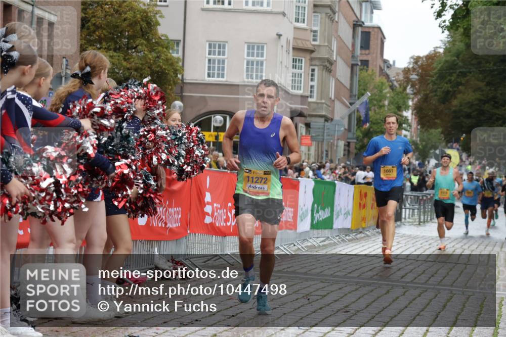 13.09.2026 - Kiel Lauf Yannick Fuchs http://msf.ph/oto/10447498 13.09.2026 12:19:06 Ziel 1492, 3884, 1510, 1661, 1970, 2960, 3884, 4280, 8402, 11272, 12648, 12707, 1856, 1868, 10209, 11240, 1970, 6333 meine-sportfotos.de