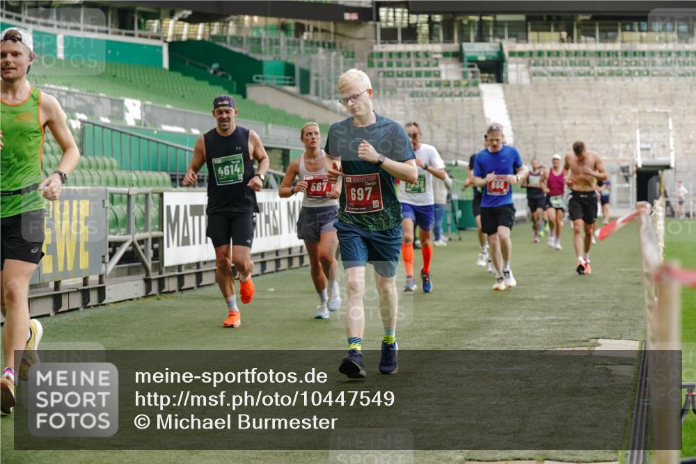 13.09.2026 - 21. swb-Marathon Bremen Michael Burmester http://msf.ph/oto/10447549 13.09.2026 12:47:05 Laufen im Stadion 195, 384, 538, 567, 604, 621, 697, 868, 1017, 1034, 1181, 1241, 1554, 1863, 2021, 2084, 2087, 2266, 2297, 2538, 2646, 2809, 2889, 2956, 3118, 3196, 3242, 3284, 3297, 3424, 3520, 3794, 4025, 4157, 4236, 4239, 4614, 4729, 4777, 4808, 4992, 5024, 5238, 5283, 5674, 5719, 5725, 5803, 5976, 6053, 6686, 6708, 6784, 6815, 7102, 7336, 7538, 7814, 7871, 8060, 8319, 8325, 8331, 8334, 8611, 8621, 8670, 8701, 8756, 8980, 8983, 9061, 9273, 9495, 9544, 9689, 9813, 9918, 13034, 439 meine-sportfotos.de
