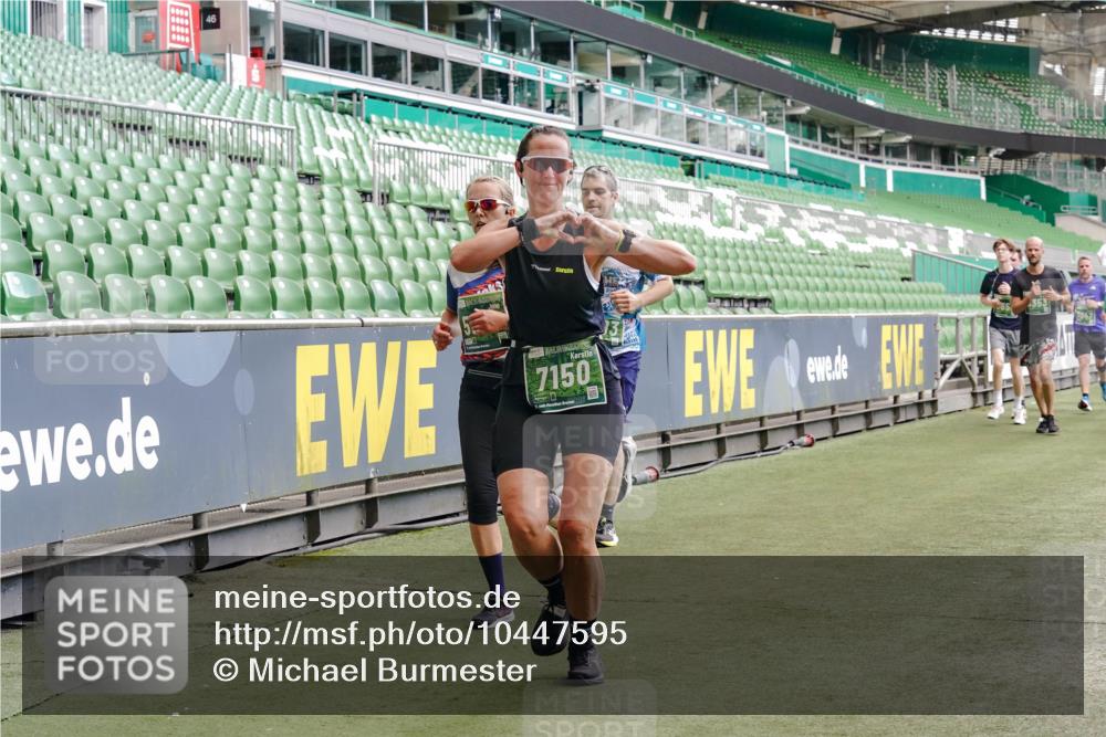 13.09.2026 - 21. swb-Marathon Bremen Michael Burmester http://msf.ph/oto/10447595 13.09.2026 13:08:35 Laufen im Stadion 132, 156, 383, 489, 532, 549, 551, 563, 607, 625, 682, 800, 808, 809, 813, 834, 846, 884, 911, 1025, 1072, 1124, 1150, 1173, 1189, 1210, 1285, 1289, 1322, 1364, 1387, 1395, 1398, 1532, 1559, 1600, 1688, 1831, 1841, 1854, 1880, 1899, 1926, 2003, 2041, 2070, 2208, 2215, 2229, 2243, 2283, 2318, 2366, 2380, 2405, 2413, 2429, 2441, 2467, 2492, 2565, 2611, 2635, 2692, 2727, 2731, 2755, 2782, 2802, 2823, 2831, 2841, 2866, 2897, 2911, 2930, 2931, 2941, 2949, 2960, 3327, 3437 meine-sportfotos.de