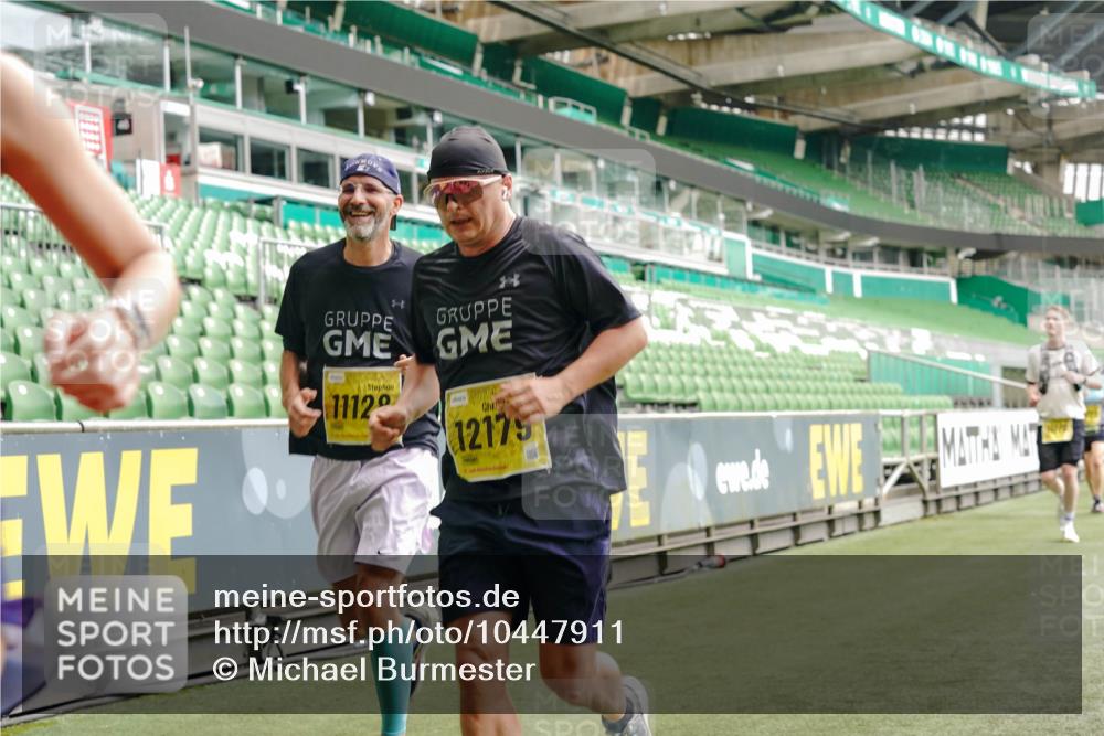 13.09.2026 - 21. swb-Marathon Bremen Michael Burmester http://msf.ph/oto/10447911 13.09.2026 10:30:03 Laufen im Stadion 10162, 10170, 10174, 10183, 10193, 10200, 10218, 10233, 10253, 10267, 10281, 10304, 10334, 10339, 10348, 10359, 10381, 10392, 10421, 10426, 10452, 10467, 10515, 10525, 10537, 10585, 10588, 10641, 10652, 10714, 10734, 10739, 10757, 10761, 10763, 10764, 10765, 10780, 10808, 10825, 10827, 10835, 10837, 10840, 10862, 10863, 10876, 10884, 10886, 10887, 10906, 10910, 10923, 10966, 10984, 11002, 11005, 11007, 11018, 11035, 11038, 11109 meine-sportfotos.de