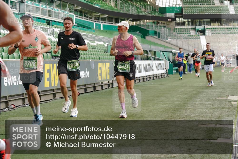 13.09.2026 - 21. swb-Marathon Bremen Michael Burmester http://msf.ph/oto/10447918 13.09.2026 12:47:16 Laufen im Stadion 195, 384, 538, 567, 604, 621, 697, 868, 1034, 1181, 1241, 1554, 2021, 2087, 2266, 2297, 2538, 2646, 2809, 2889, 2956, 3118, 3196, 3242, 3284, 3297, 3424, 3466, 3520, 3794, 4025, 4236, 4239, 4614, 4729, 4777, 4808, 4992, 5024, 5238, 5283, 5674, 5719, 5725, 5803, 5976, 6025, 6053, 6686, 6708, 6784, 6815, 7102, 7538, 7814, 7871, 8060, 8319, 8325, 8331, 8334, 8611, 8621, 8670, 8701, 8980, 8983, 9061, 9495, 9544, 9689, 9813, 9918, 13034 meine-sportfotos.de