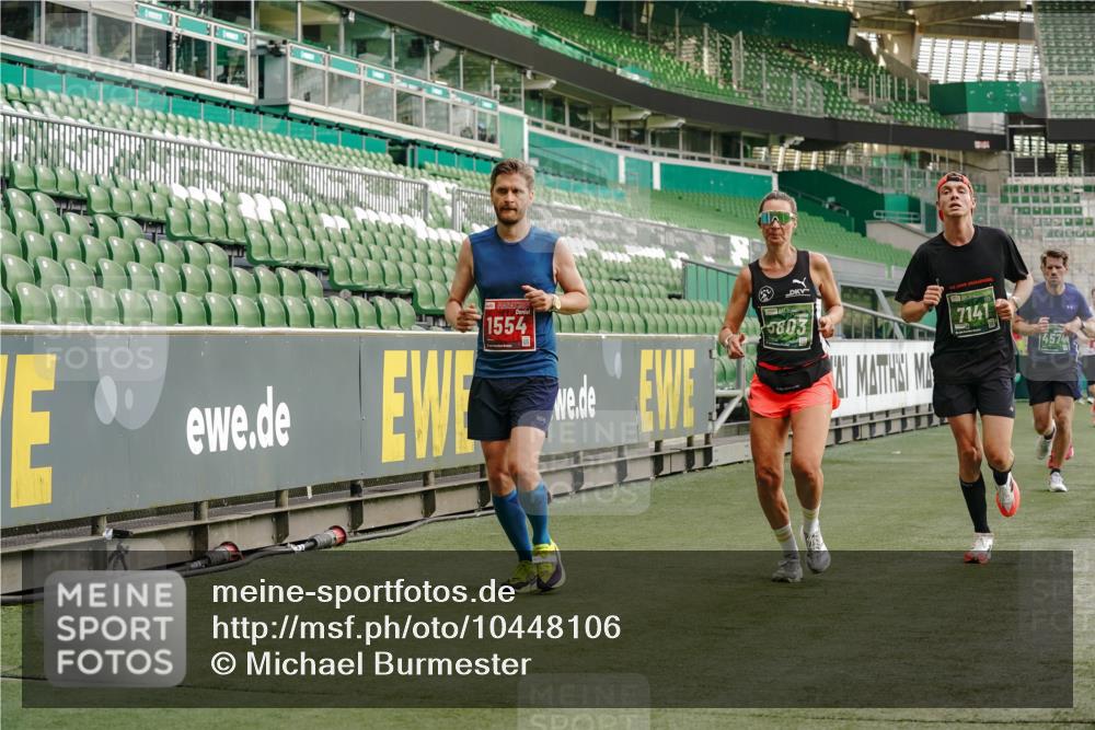 13.09.2026 - 21. swb-Marathon Bremen Michael Burmester http://msf.ph/oto/10448106 13.09.2026 12:47:24 Laufen im Stadion 384, 538, 567, 604, 621, 697, 868, 889, 1034, 1181, 1554, 2021, 2087, 2266, 2297, 2538, 2646, 2809, 2889, 2956, 3118, 3196, 3242, 3284, 3297, 3424, 3466, 3520, 3794, 3910, 4025, 4236, 4239, 4614, 4712, 4729, 4777, 4808, 4992, 5024, 5238, 5283, 5674, 5725, 5803, 5976, 6025, 6053, 6058, 6686, 6708, 6784, 6815, 7102, 7399, 7538, 7803, 7814, 7871, 8060, 8319, 8325, 8331, 8334, 8611, 8621, 8670, 8701, 8706, 8980, 8983, 9010, 9061, 9495, 9544, 9689, 9813, 9918, 13034 meine-sportfotos.de