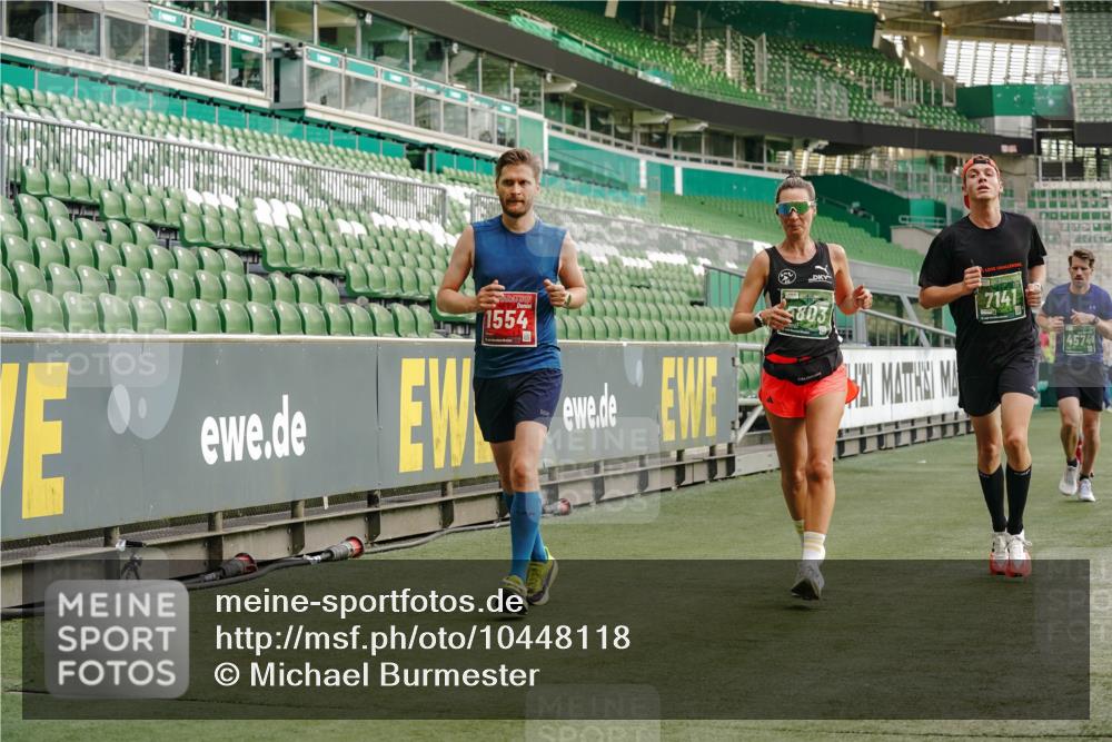 13.09.2026 - 21. swb-Marathon Bremen Michael Burmester http://msf.ph/oto/10448118 13.09.2026 12:47:24 Laufen im Stadion 384, 538, 567, 604, 621, 697, 868, 889, 1034, 1181, 1554, 2021, 2087, 2266, 2297, 2538, 2646, 2809, 2889, 2956, 3118, 3196, 3242, 3284, 3297, 3424, 3466, 3520, 3794, 3910, 4025, 4236, 4239, 4614, 4712, 4729, 4777, 4808, 4992, 5024, 5238, 5283, 5674, 5725, 5803, 5976, 6025, 6053, 6058, 6686, 6708, 6784, 6815, 7102, 7399, 7538, 7803, 7814, 7871, 8060, 8319, 8325, 8331, 8334, 8611, 8621, 8670, 8701, 8706, 8980, 8983, 9010, 9061, 9495, 9544, 9689, 9813, 9918, 13034 meine-sportfotos.de