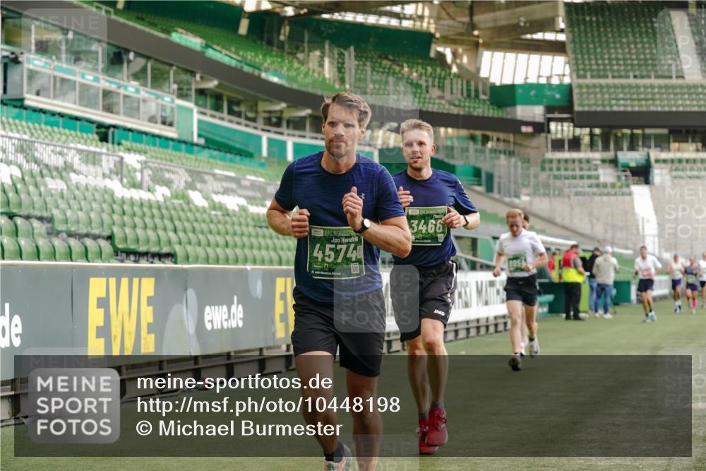 13.09.2026 - 21. swb-Marathon Bremen Michael Burmester http://msf.ph/oto/10448198 13.09.2026 12:47:28 Laufen im Stadion 382, 384, 538, 567, 604, 621, 697, 868, 889, 1034, 1181, 1554, 1872, 2021, 2087, 2266, 2538, 2646, 2809, 2956, 3118, 3196, 3242, 3284, 3297, 3424, 3466, 3520, 3794, 3910, 4025, 4236, 4239, 4614, 4712, 4729, 4777, 4808, 4992, 5024, 5238, 5283, 5674, 5725, 5803, 5976, 6025, 6053, 6058, 6686, 6708, 6784, 6815, 7102, 7399, 7538, 7803, 7814, 7871, 8060, 8334, 8611, 8621, 8670, 8701, 8706, 8980, 8981, 8983, 9010, 9061, 9495, 9544, 9689, 9813, 9918, 13034 meine-sportfotos.de