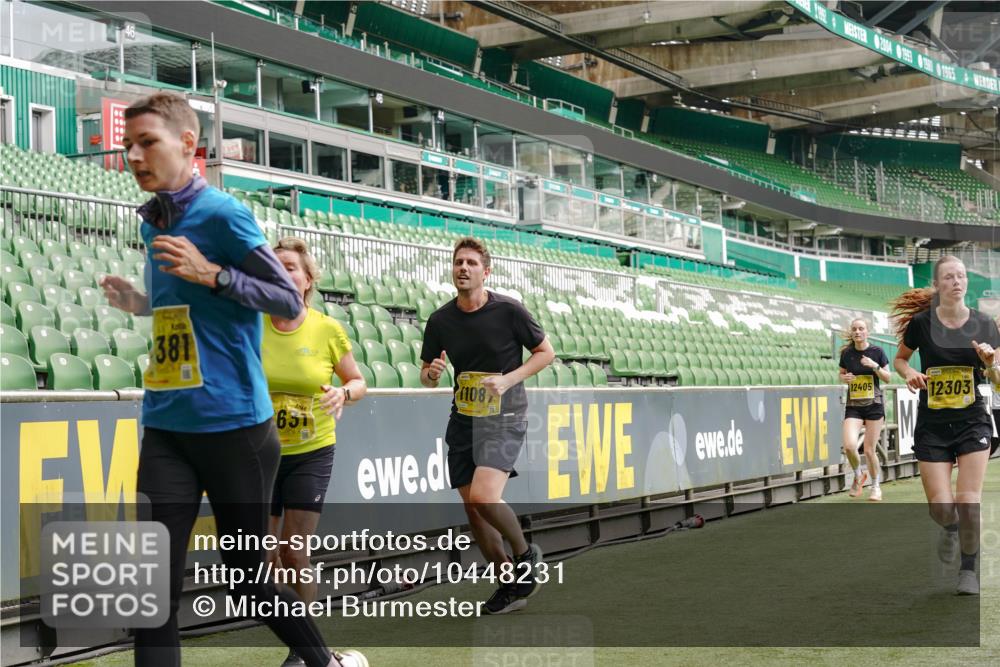 13.09.2026 - 21. swb-Marathon Bremen Michael Burmester http://msf.ph/oto/10448231 13.09.2026 10:30:12 Laufen im Stadion 10162, 10170, 10174, 10183, 10193, 10200, 10218, 10227, 10233, 10253, 10281, 10304, 10334, 10339, 10348, 10359, 10381, 10392, 10426, 10448, 10452, 10467, 10515, 10525, 10537, 10585, 10588, 10641, 10652, 10714, 10734, 10757, 10761, 10763, 10764, 10765, 10780, 10808, 10821, 10822, 10825, 10827, 10837, 10838, 10840, 10862, 10863, 10876, 10884, 10886, 10887, 10906, 10923, 10966, 10984, 11002, 11007, 11018, 11038, 11109 meine-sportfotos.de