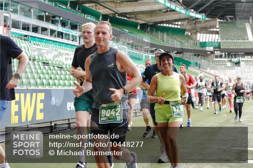 13.09.2026 - 21. swb-Marathon Bremen Michael Burmester http://msf.ph/oto/10448277 13.09.2026 13:08:48 Laufen im Stadion 383, 391, 489, 532, 549, 551, 563, 607, 625, 682, 800, 808, 809, 813, 846, 884, 898, 911, 1025, 1072, 1124, 1150, 1173, 1210, 1285, 1289, 1322, 1364, 1395, 1398, 1532, 1559, 1688, 1831, 1854, 1880, 1899, 2003, 2041, 2208, 2215, 2229, 2243, 2283, 2366, 2380, 2405, 2413, 2429, 2441, 2467, 2471, 2492, 2525, 2565, 2611, 2635, 2692, 2727, 2755, 2782, 2802, 2823, 2831, 2841, 2866, 2897, 2930, 2931, 2941, 2949, 3316, 3327, 3333, 3398, 3437, 3707, 109 meine-sportfotos.de