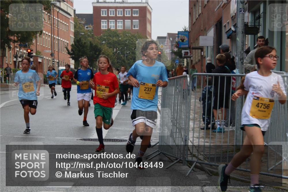 13.09.2026 - Kiel Lauf Markus Tischler http://msf.ph/oto/10448449 13.09.2026 08:52:47 Fleethörn 2985, 18, 342, 8541, 38, 237, 4756 meine-sportfotos.de