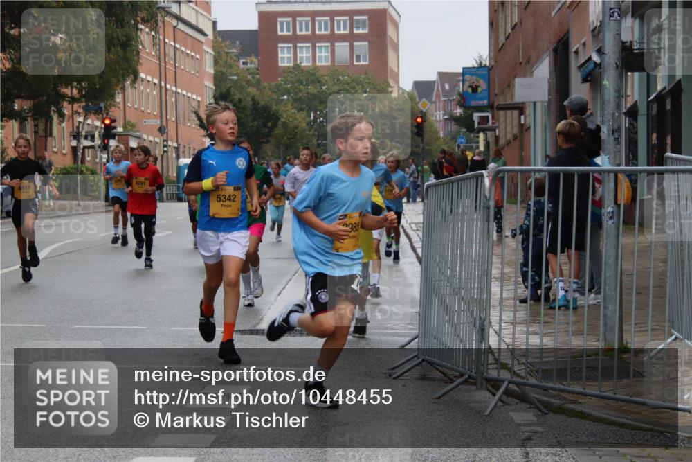 13.09.2026 - Kiel Lauf Markus Tischler http://msf.ph/oto/10448455 13.09.2026 08:52:49 Fleethörn 4291, 8819, 38, 5342, 98 meine-sportfotos.de