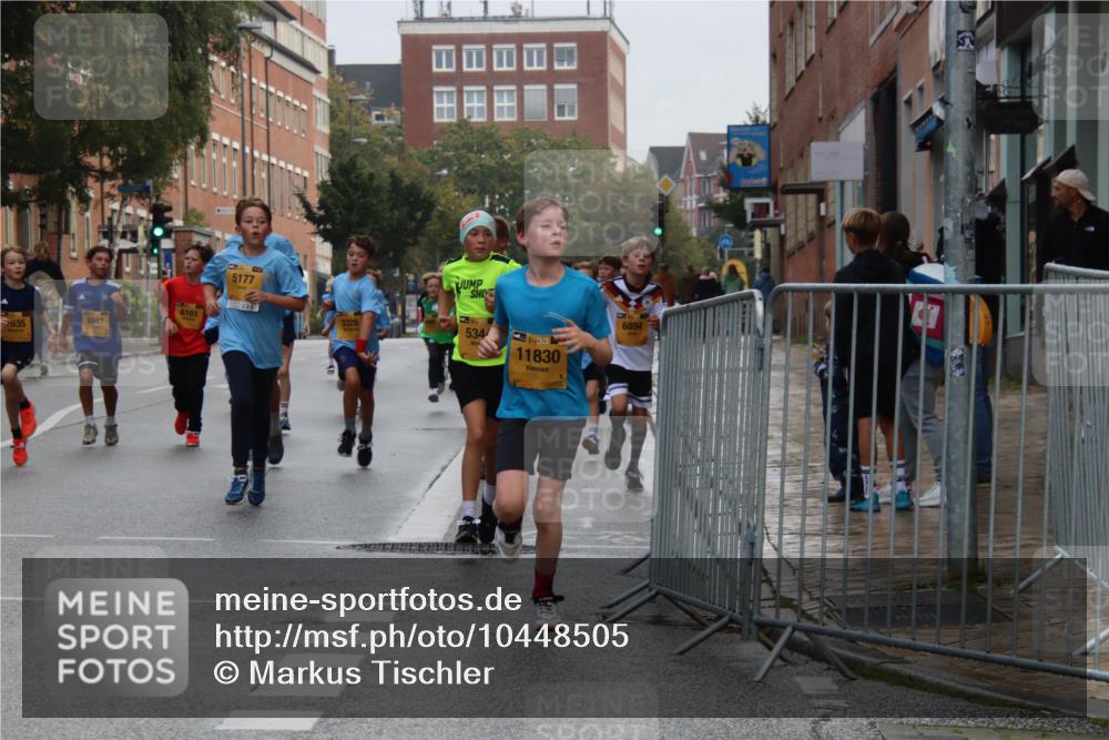 13.09.2026 - Kiel Lauf Markus Tischler http://msf.ph/oto/10448505 13.09.2026 08:53:05 Fleethörn 6103, 8947, 635, 5177, 3328, 534, 38, 11830, 6894 meine-sportfotos.de