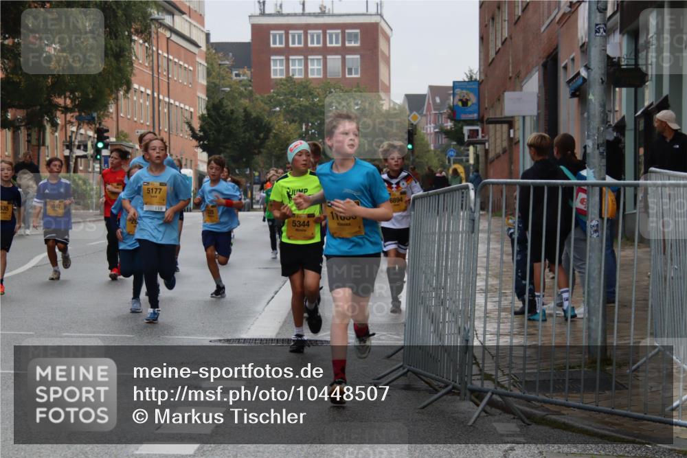 13.09.2026 - Kiel Lauf Markus Tischler http://msf.ph/oto/10448507 13.09.2026 08:53:05 Fleethörn 8947, 535, 5177, 5344, 11000, 6894 meine-sportfotos.de