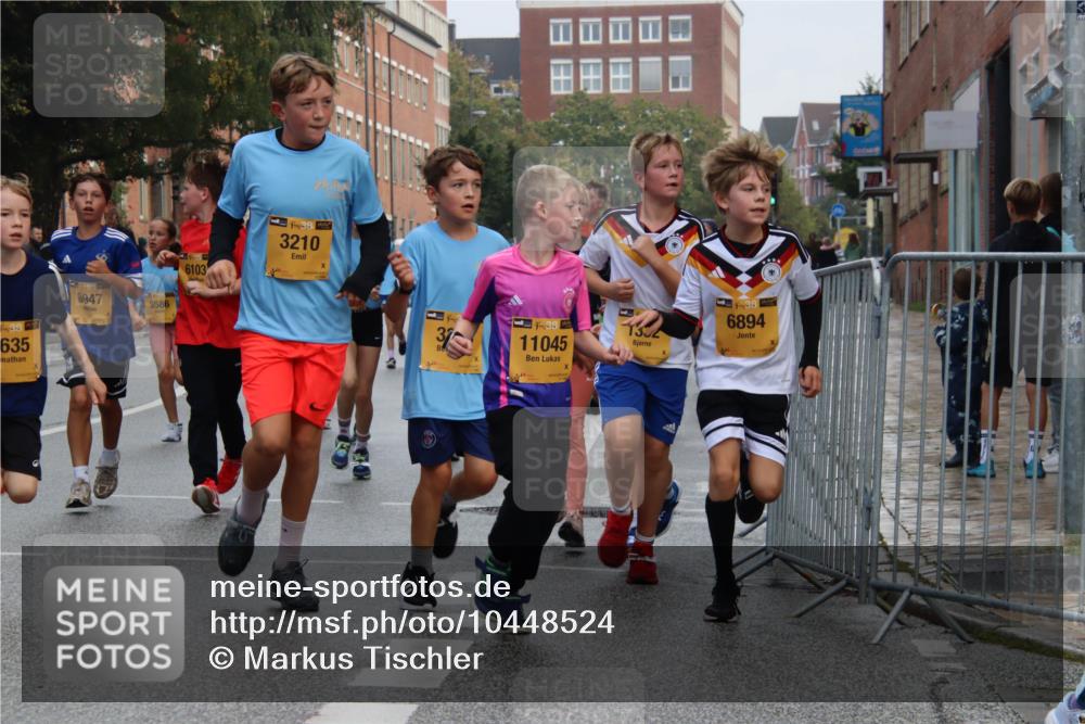 13.09.2026 - Kiel Lauf Markus Tischler http://msf.ph/oto/10448524 13.09.2026 08:53:09 Fleethörn 38, 635, 8947, 5586, 6103, 38, 3210, 31, 38, 11045, 1332, 38, 6894 meine-sportfotos.de