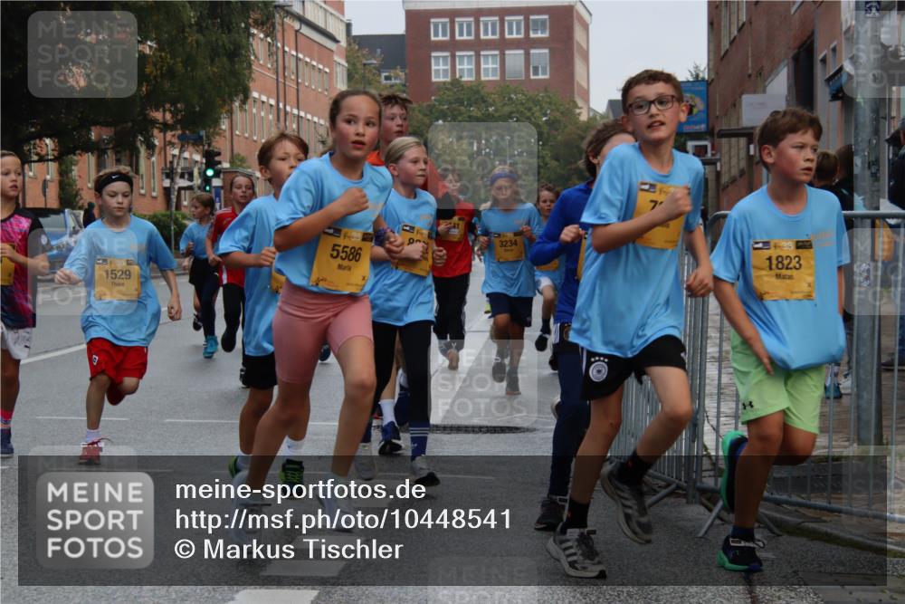 13.09.2026 - Kiel Lauf Markus Tischler http://msf.ph/oto/10448541 13.09.2026 08:53:13 Fleethörn 1529, 39, 5586, 3234, 7, 38, 1823 meine-sportfotos.de