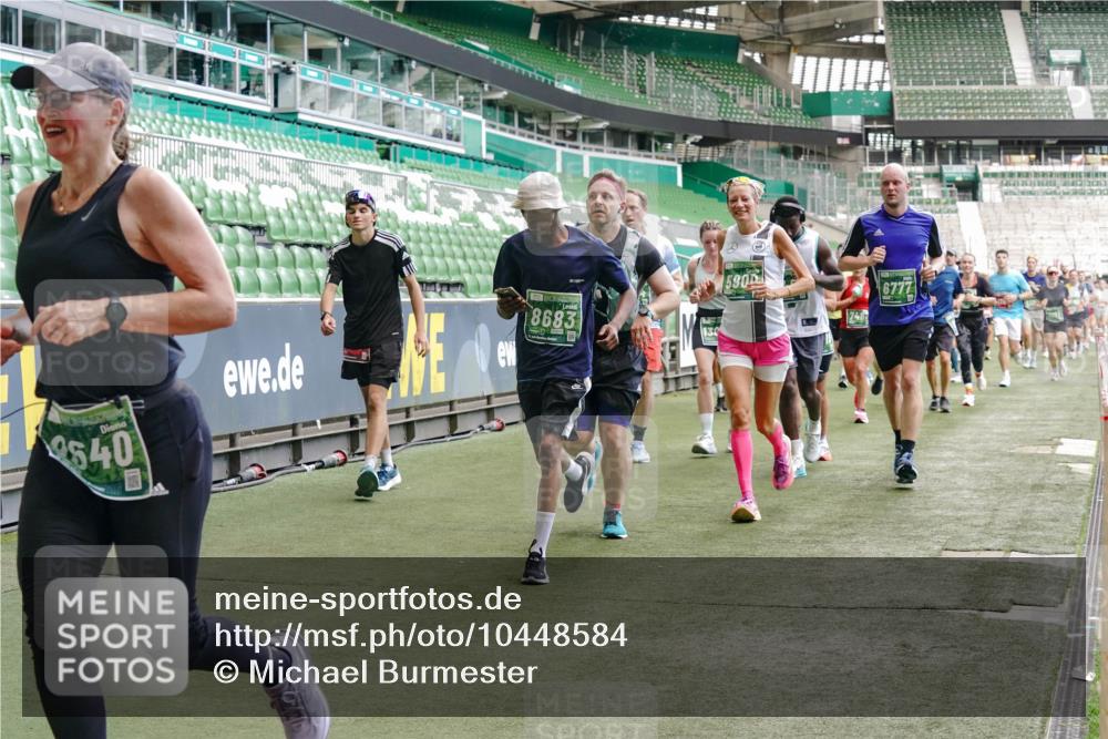 13.09.2026 - 21. swb-Marathon Bremen Michael Burmester http://msf.ph/oto/10448584 13.09.2026 13:08:53 Laufen im Stadion 383, 391, 489, 532, 549, 551, 563, 625, 682, 800, 808, 809, 813, 884, 898, 911, 1025, 1072, 1124, 1150, 1173, 1210, 1285, 1289, 1322, 1364, 1395, 1398, 1532, 1559, 1688, 1831, 1854, 1880, 1899, 2003, 2041, 2208, 2215, 2229, 2243, 2283, 2366, 2380, 2405, 2413, 2429, 2441, 2467, 2471, 2492, 2525, 2565, 2611, 2635, 2692, 2727, 2782, 2802, 2823, 2831, 2841, 2866, 2897, 2930, 2931, 2941, 2949, 3032, 3316, 3327, 3333, 3398, 3437, 3707, 3769, 109 meine-sportfotos.de