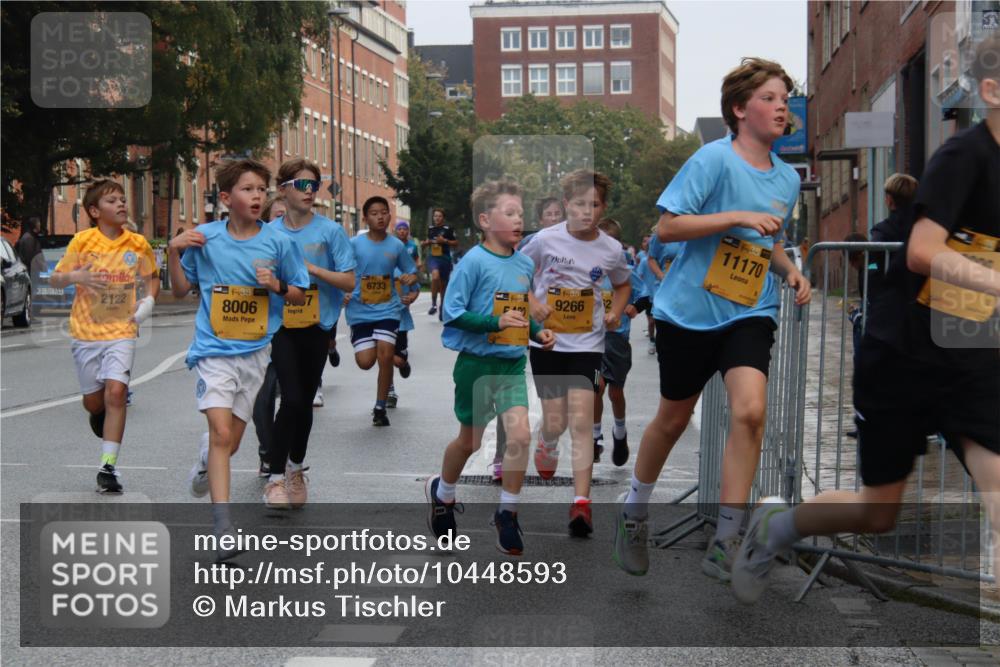 13.09.2026 - Kiel Lauf Markus Tischler http://msf.ph/oto/10448593 13.09.2026 08:53:28 Fleethörn 21, 611, 2122, 38, 8006, 9067, 6733, 39, 430, 38, 9266, 11, 39, 11170 meine-sportfotos.de