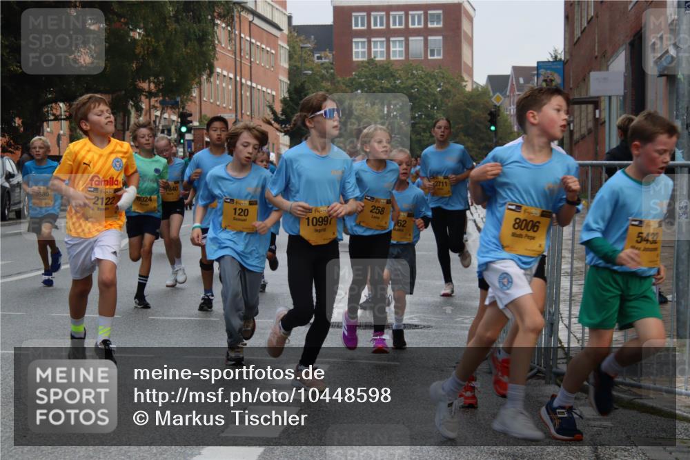 13.09.2026 - Kiel Lauf Markus Tischler http://msf.ph/oto/10448598 13.09.2026 08:53:29 Fleethörn 3880, 11, 38, 2122, 8024, 840, 39, 120, 38, 10997, 39, 258, 62, 2711, 8006, 5432 meine-sportfotos.de