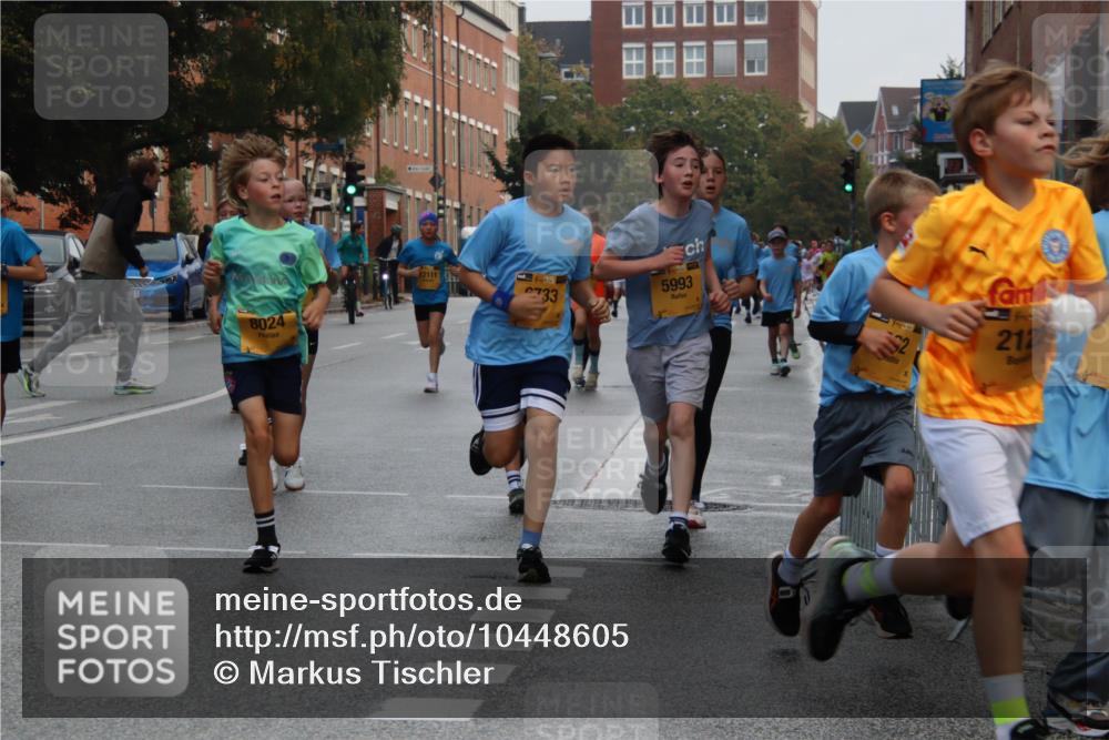 13.09.2026 - Kiel Lauf Markus Tischler http://msf.ph/oto/10448605 13.09.2026 08:53:31 Fleethörn 8024, 12111, 39, 733, 5993, 2122 meine-sportfotos.de