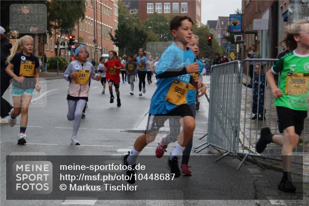 13.09.2026 - Kiel Lauf Markus Tischler http://msf.ph/oto/10448687 13.09.2026 08:53:57 Fleethörn 2742, 241, 6740, 9850, 3896 meine-sportfotos.de
