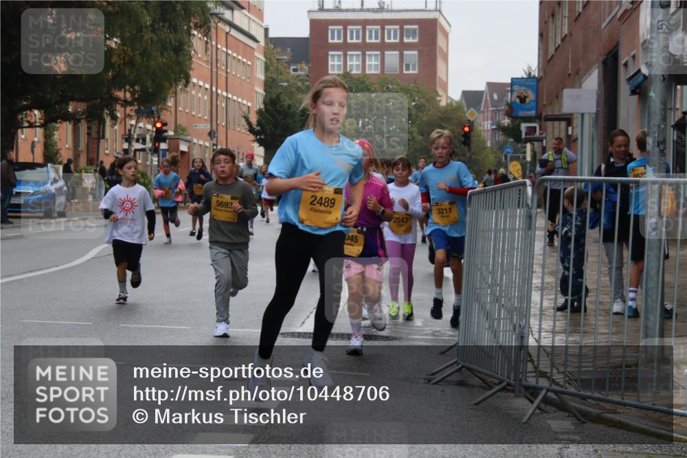 13.09.2026 - Kiel Lauf Markus Tischler http://msf.ph/oto/10448706 13.09.2026 08:54:03 Fleethörn 611, 2754, 5693, 2489, 3211, 2542, 045, 0825 meine-sportfotos.de