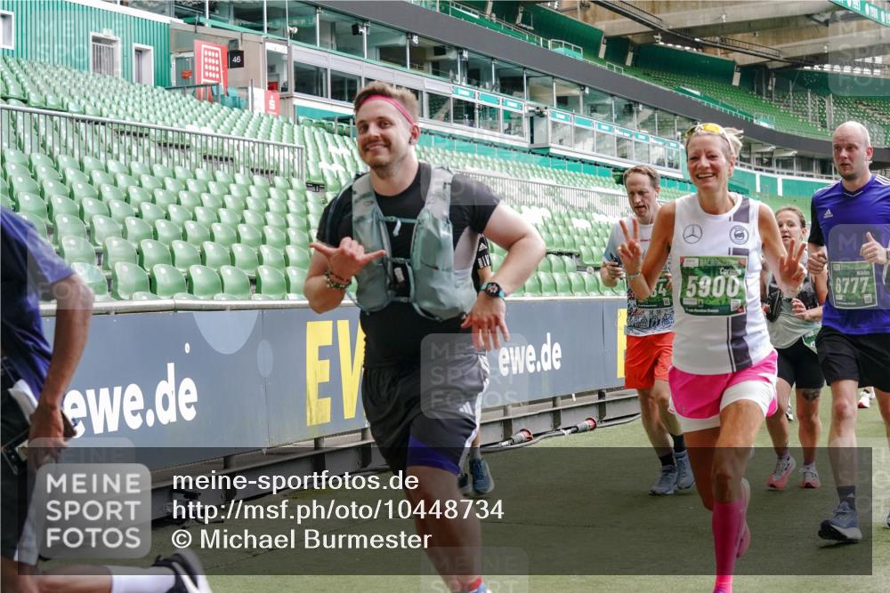13.09.2026 - 21. swb-Marathon Bremen Michael Burmester http://msf.ph/oto/10448734 13.09.2026 13:08:54 Laufen im Stadion 383, 391, 532, 549, 551, 563, 625, 682, 800, 808, 809, 813, 884, 898, 911, 1025, 1072, 1124, 1150, 1173, 1210, 1285, 1289, 1322, 1364, 1395, 1398, 1532, 1559, 1688, 1831, 1854, 1880, 1899, 2003, 2041, 2208, 2215, 2229, 2243, 2366, 2380, 2405, 2413, 2429, 2441, 2467, 2471, 2492, 2525, 2565, 2611, 2635, 2692, 2727, 2782, 2802, 2823, 2831, 2841, 2866, 2897, 2930, 2931, 2941, 2949, 3032, 3316, 3327, 3333, 3398, 3437, 3707, 3769, 109 meine-sportfotos.de