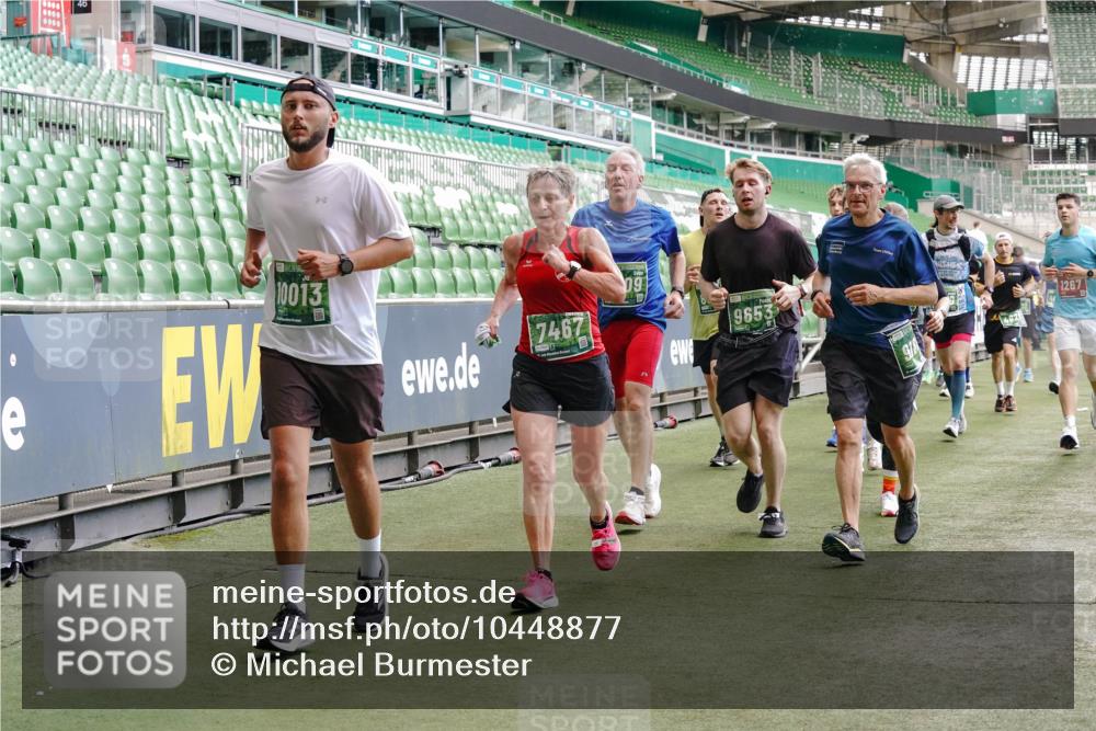 13.09.2026 - 21. swb-Marathon Bremen Michael Burmester http://msf.ph/oto/10448877 13.09.2026 13:08:57 Laufen im Stadion 383, 391, 532, 549, 551, 563, 625, 682, 800, 808, 809, 813, 884, 898, 911, 1025, 1072, 1124, 1150, 1173, 1210, 1285, 1289, 1322, 1364, 1395, 1398, 1532, 1559, 1688, 1831, 1880, 1899, 2003, 2041, 2208, 2215, 2229, 2243, 2366, 2380, 2405, 2413, 2429, 2441, 2467, 2471, 2492, 2525, 2565, 2594, 2611, 2635, 2692, 2727, 2782, 2802, 2823, 2831, 2841, 2866, 2897, 2930, 2931, 2941, 2949, 3032, 3316, 3327, 3333, 3398, 3437, 3707, 3769, 109 meine-sportfotos.de