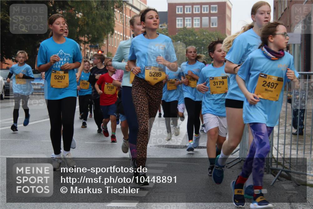 13.09.2026 - Kiel Lauf Markus Tischler http://msf.ph/oto/10448891 13.09.2026 08:55:04 Fleethörn 7072, 613, 38, 5297, 7929, 7155, 5289, 760, 11409, 139, 3179, 3, 38, 2497 meine-sportfotos.de