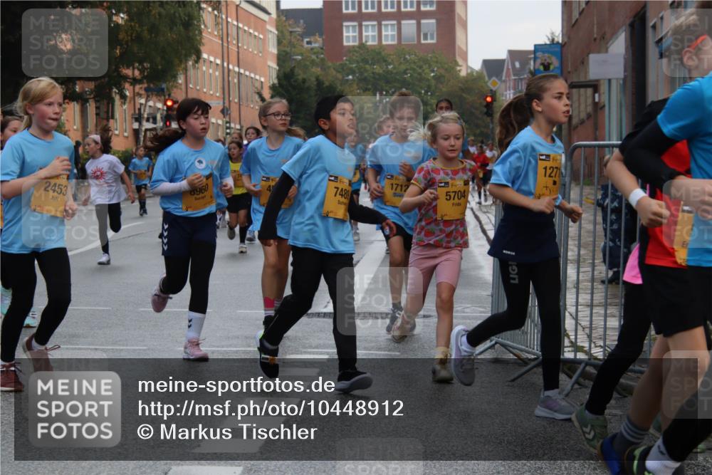 13.09.2026 - Kiel Lauf Markus Tischler http://msf.ph/oto/10448912 13.09.2026 08:55:10 Fleethörn 48, 2453, 6960, 7489, 1712, 5704, 1271 meine-sportfotos.de