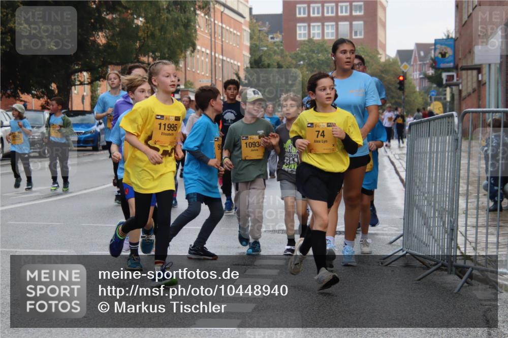 13.09.2026 - Kiel Lauf Markus Tischler http://msf.ph/oto/10448940 13.09.2026 08:55:17 Fleethörn 9792, 38, 11995, 39, 10934, 38, 74 meine-sportfotos.de