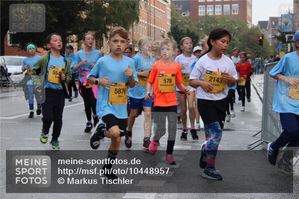 13.09.2026 - Kiel Lauf Markus Tischler http://msf.ph/oto/10448957 13.09.2026 08:55:24 Fleethörn 38, 554, 4, 38, 5876, 38, 3347, 475, 578, 1, 38, 2143, 08 meine-sportfotos.de