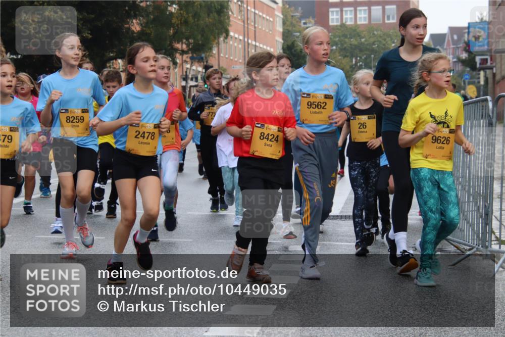 13.09.2026 - Kiel Lauf Markus Tischler http://msf.ph/oto/10449035 13.09.2026 08:55:52 Fleethörn 38, 79, 38, 8259, 38, 2478, 72, 48, 8424, 38, 9562, 11384, 26, 9626 meine-sportfotos.de