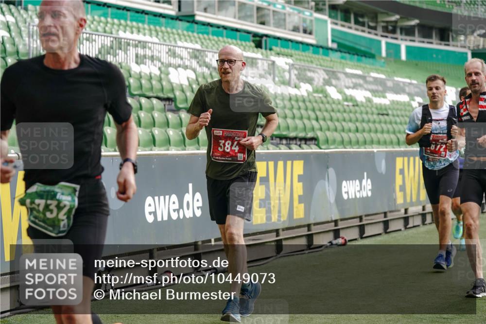 13.09.2026 - 21. swb-Marathon Bremen Michael Burmester http://msf.ph/oto/10449073 13.09.2026 12:48:12 Laufen im Stadion 382, 384, 572, 621, 826, 868, 889, 1349, 1554, 1872, 1925, 2266, 2538, 2605, 2646, 2844, 2956, 3110, 3118, 3127, 3196, 3242, 3276, 3284, 3297, 3424, 3466, 3520, 3794, 3910, 4025, 4082, 4239, 4614, 4712, 4729, 4732, 4808, 4992, 5424, 5517, 5725, 5803, 5976, 6025, 6053, 6058, 6686, 6708, 6784, 6951, 7064, 7102, 7399, 7538, 7636, 7803, 7814, 7871, 7876, 8060, 8334, 8611, 8621, 8706, 8877, 8973, 8980, 8981, 9010, 9035, 9061, 9429, 9689, 9813, 9918 meine-sportfotos.de