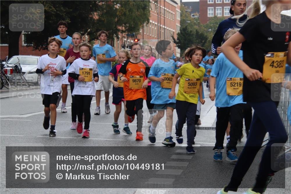 13.09.2026 - Kiel Lauf Markus Tischler http://msf.ph/oto/10449181 13.09.2026 08:56:51 Fleethörn 11, 999, 38, 1791, 9870, 39, 9062, 5093, 38, 5219, 4383 meine-sportfotos.de