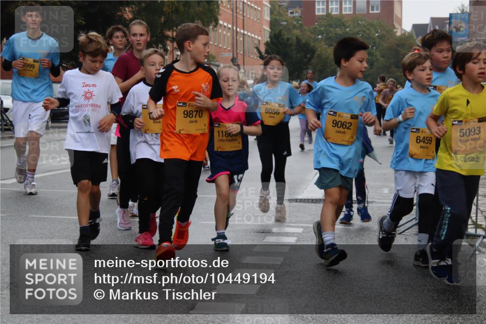 13.09.2026 - Kiel Lauf Markus Tischler http://msf.ph/oto/10449194 13.09.2026 08:56:53 Fleethörn 999, 28, 9870, 11860, 37, 6056, 38, 9062, 6459, 39, 5093 meine-sportfotos.de