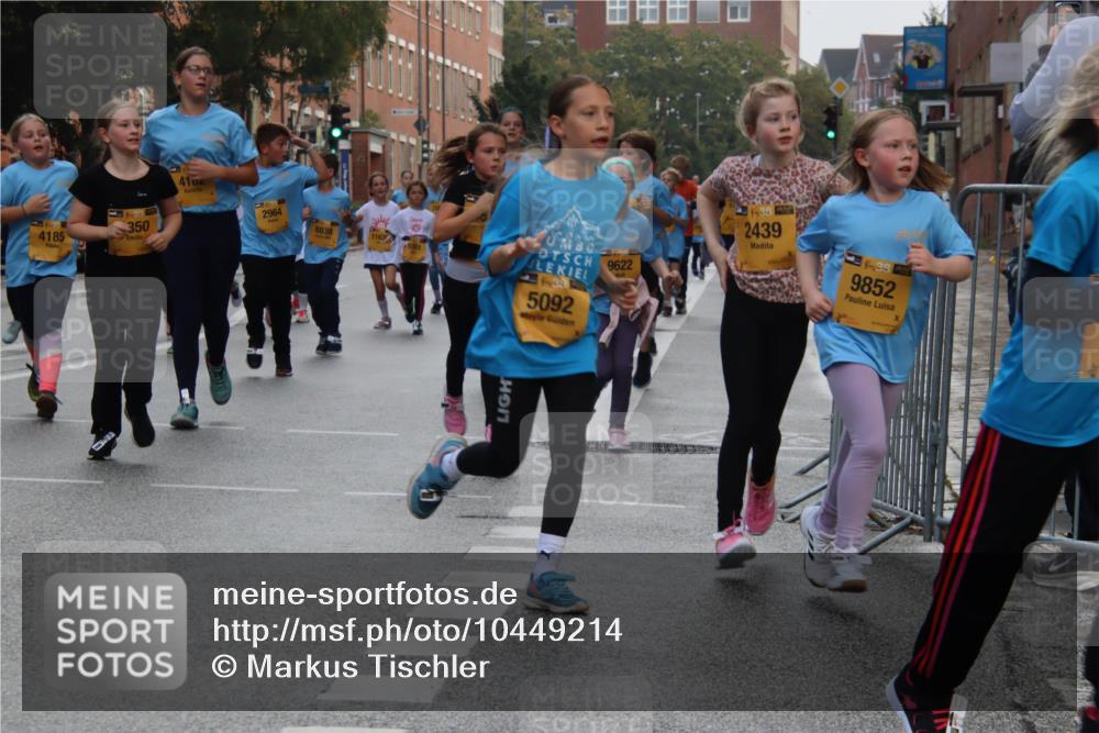 13.09.2026 - Kiel Lauf Markus Tischler http://msf.ph/oto/10449214 13.09.2026 08:56:59 Fleethörn 4185, 350, 410, 2964, 8838, 0, 1163, 9701, 5092, 9622, 1, 38, 2439, 38, 9852 meine-sportfotos.de