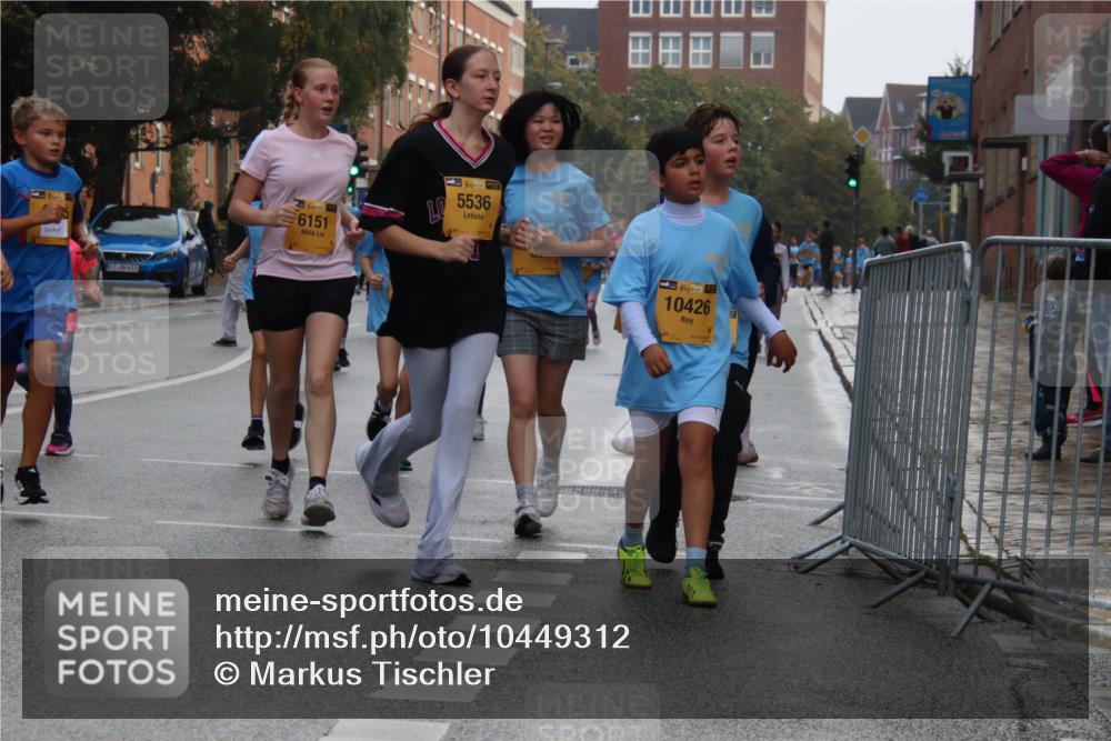 13.09.2026 - Kiel Lauf Markus Tischler http://msf.ph/oto/10449312 13.09.2026 08:57:35 Fleethörn 611, 6151, 5536, 1, 38, 10426 meine-sportfotos.de