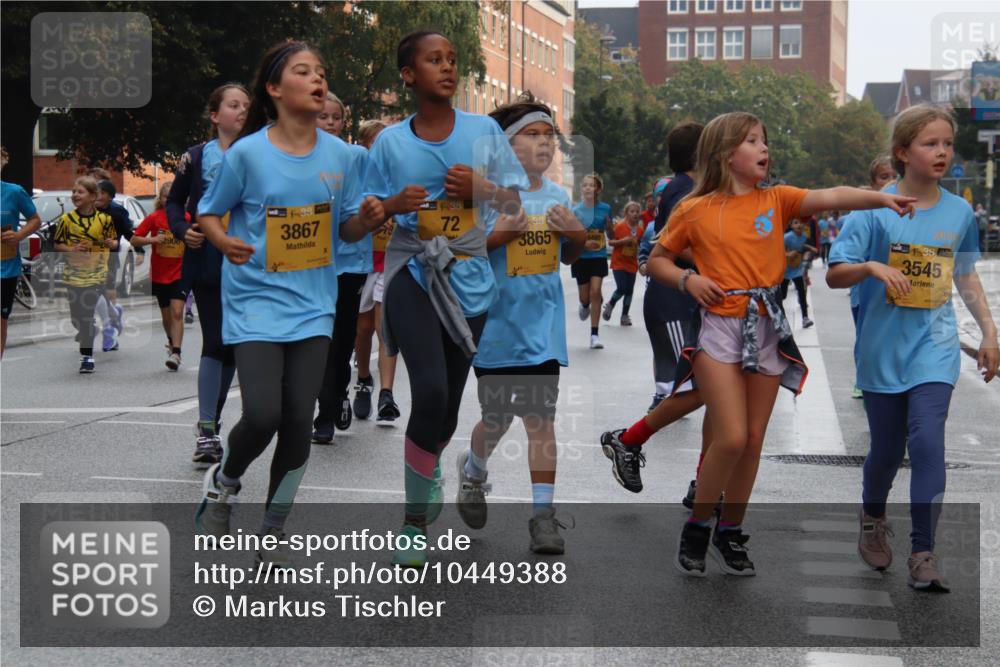 13.09.2026 - Kiel Lauf Markus Tischler http://msf.ph/oto/10449388 13.09.2026 08:58:28 Fleethörn 11, 1, 38, 2906, 3867, 72, 38, 3865, 38, 3545 meine-sportfotos.de