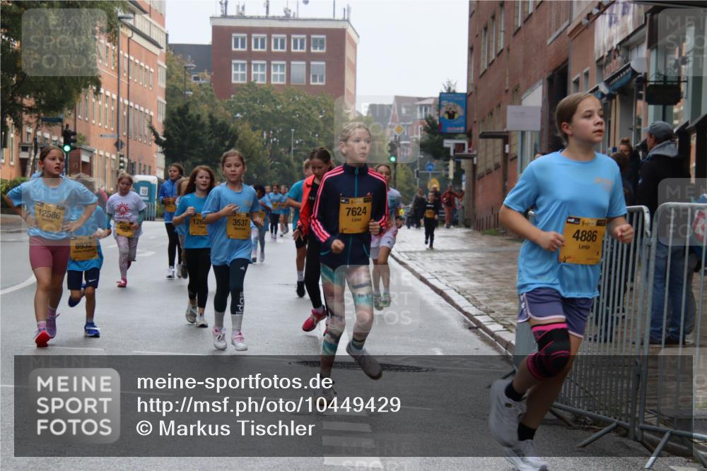 13.09.2026 - Kiel Lauf Markus Tischler http://msf.ph/oto/10449429 13.09.2026 08:58:46 Fleethörn 12586, 8932, 1, 38, 3537, 126, 7624, 1, 39, 4886 meine-sportfotos.de