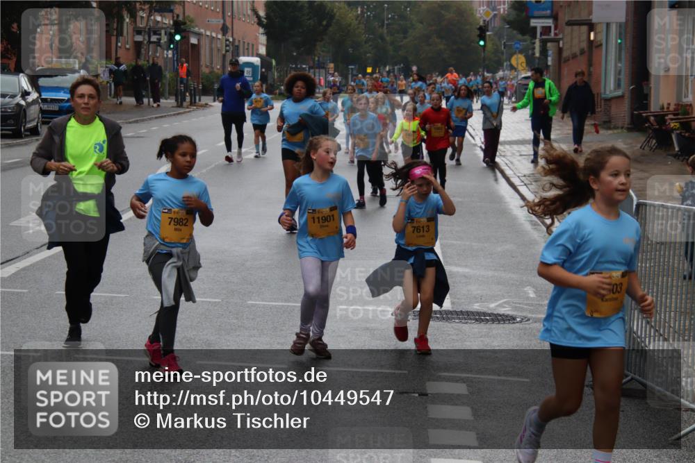 13.09.2026 - Kiel Lauf Markus Tischler http://msf.ph/oto/10449547 13.09.2026 08:59:52 Fleethörn 611, 1438, 7982, 11901, 39, 7613, 03 meine-sportfotos.de