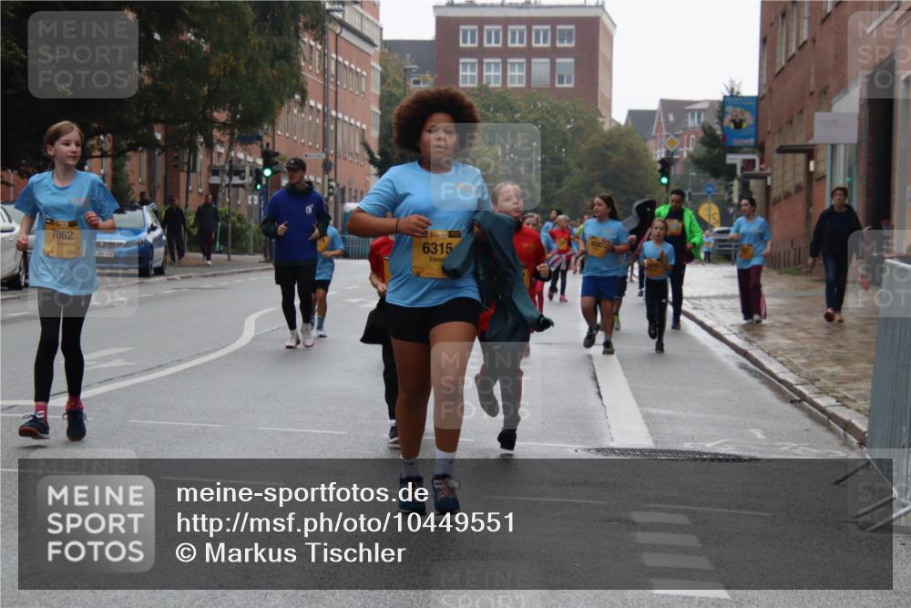 13.09.2026 - Kiel Lauf Markus Tischler http://msf.ph/oto/10449551 13.09.2026 08:59:58 Fleethörn 7062, 611, 38, 6315, 9287 meine-sportfotos.de