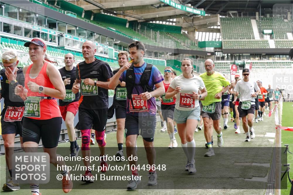 13.09.2026 - 21. swb-Marathon Bremen Michael Burmester http://msf.ph/oto/10449648 13.09.2026 13:09:08 Laufen im Stadion 164, 383, 391, 448, 532, 549, 551, 563, 625, 800, 808, 813, 869, 884, 898, 911, 1025, 1072, 1124, 1150, 1210, 1285, 1289, 1395, 1398, 1559, 1688, 1831, 1880, 1899, 2003, 2041, 2208, 2215, 2229, 2232, 2243, 2366, 2380, 2413, 2429, 2441, 2467, 2471, 2525, 2573, 2594, 2611, 2635, 2692, 2717, 2727, 2782, 2802, 2823, 2831, 2841, 2866, 2897, 2930, 2931, 2941, 3032, 3086, 3291, 3316, 3327, 3333, 3398, 3437, 3707, 3769, 109 meine-sportfotos.de