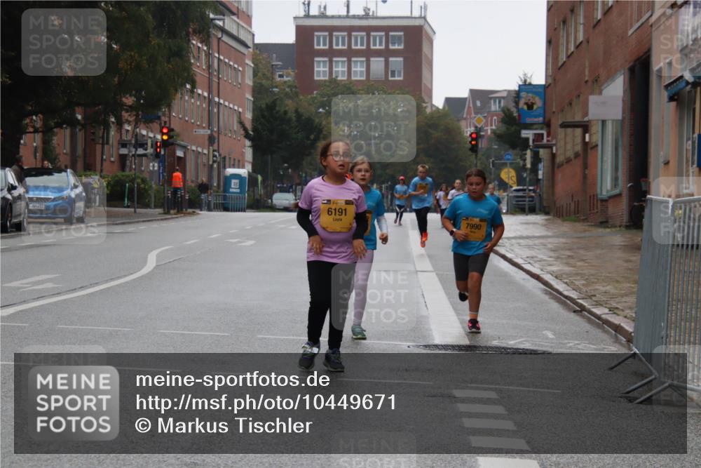 13.09.2026 - Kiel Lauf Markus Tischler http://msf.ph/oto/10449671 13.09.2026 09:01:39 Fleethörn 611, 39, 6191, 35, 7990 meine-sportfotos.de