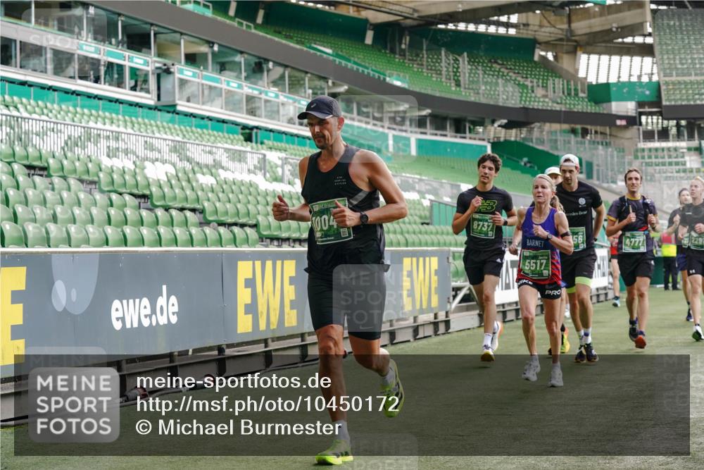 13.09.2026 - 21. swb-Marathon Bremen Michael Burmester http://msf.ph/oto/10450172 13.09.2026 12:48:59 Laufen im Stadion 382, 384, 524, 572, 779, 826, 889, 899, 1349, 1723, 1748, 1872, 1925, 2287, 2605, 2750, 2844, 2909, 2956, 3043, 3110, 3127, 3197, 3242, 3276, 3330, 3466, 3794, 3910, 3973, 4033, 4082, 4247, 4384, 4614, 4712, 4732, 4743, 4852, 4898, 4990, 5424, 5517, 5570, 5585, 5594, 5648, 5803, 6025, 6058, 6692, 6708, 6842, 6951, 7064, 7109, 7399, 7538, 7636, 7803, 7876, 8611, 8621, 8706, 8877, 8973, 8980, 8981, 9010, 9035, 9429 meine-sportfotos.de
