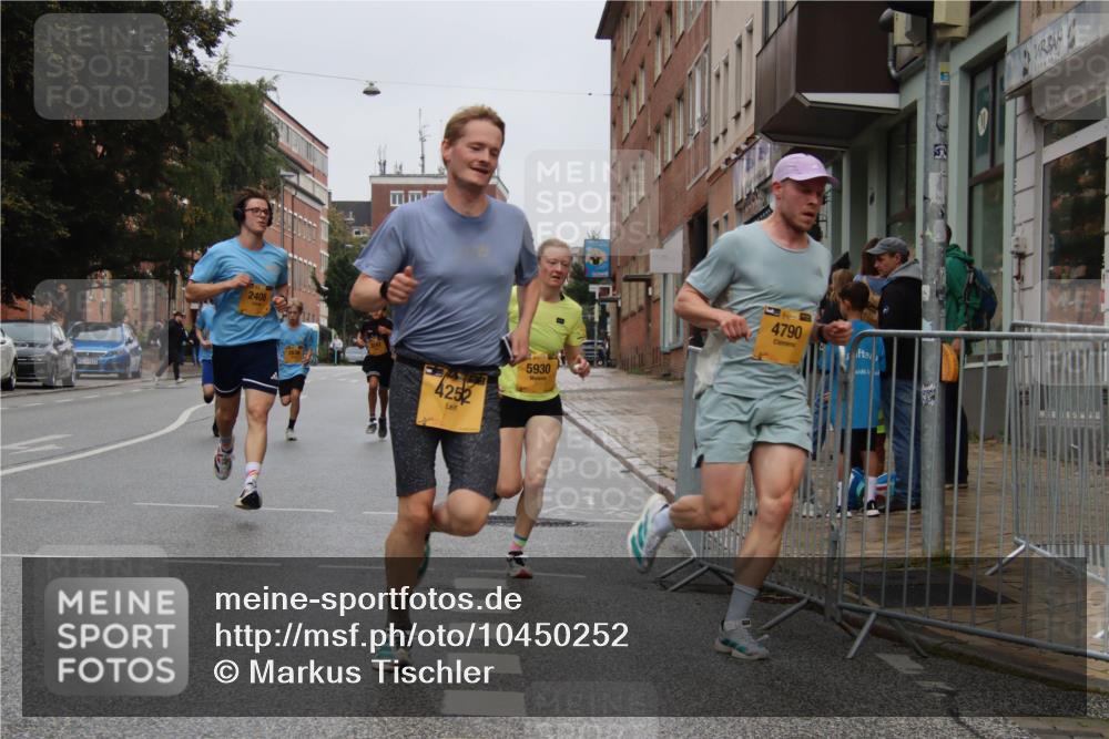 13.09.2026 - Kiel Lauf Markus Tischler http://msf.ph/oto/10450252 13.09.2026 09:38:03 Fleethörn 24081, 4252, 5930, 4790 meine-sportfotos.de