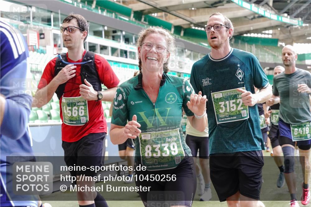 13.09.2026 - 21. swb-Marathon Bremen Michael Burmester http://msf.ph/oto/10450256 13.09.2026 13:09:19 Laufen im Stadion 164, 383, 391, 448, 532, 549, 551, 563, 625, 813, 869, 884, 898, 1025, 1072, 1124, 1150, 1180, 1285, 1289, 1398, 1559, 1688, 1880, 1899, 2041, 2208, 2215, 2229, 2232, 2243, 2366, 2380, 2413, 2429, 2441, 2467, 2471, 2525, 2530, 2573, 2594, 2611, 2635, 2692, 2714, 2717, 2727, 2782, 2785, 2823, 2841, 2866, 2897, 2920, 2930, 2931, 2941, 3032, 3063, 3086, 3291, 3316, 3327, 3333, 3398, 3437, 3707, 3769, 109 meine-sportfotos.de